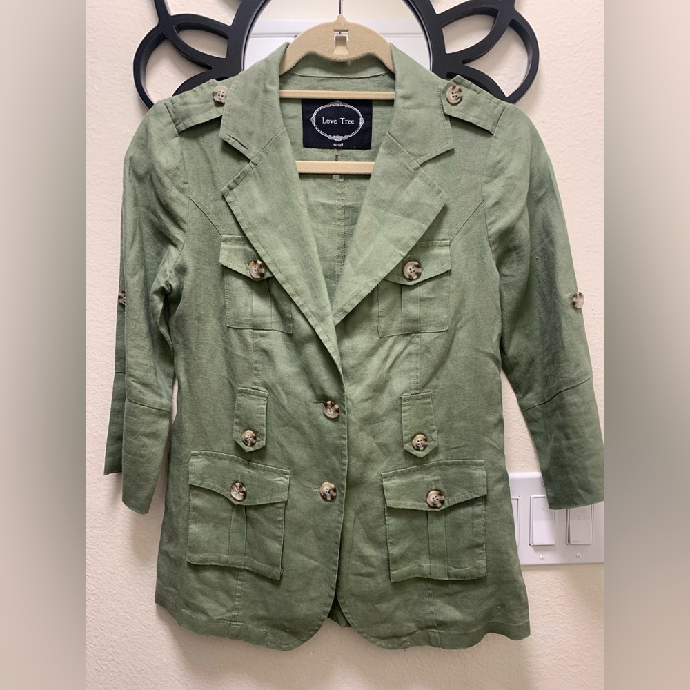 Love a tree army green blazer